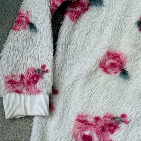 Juicy Couture Girls 4T Plush Floral Sweatshirt Cream Pink Roses Cozy - Picture 6 of 10